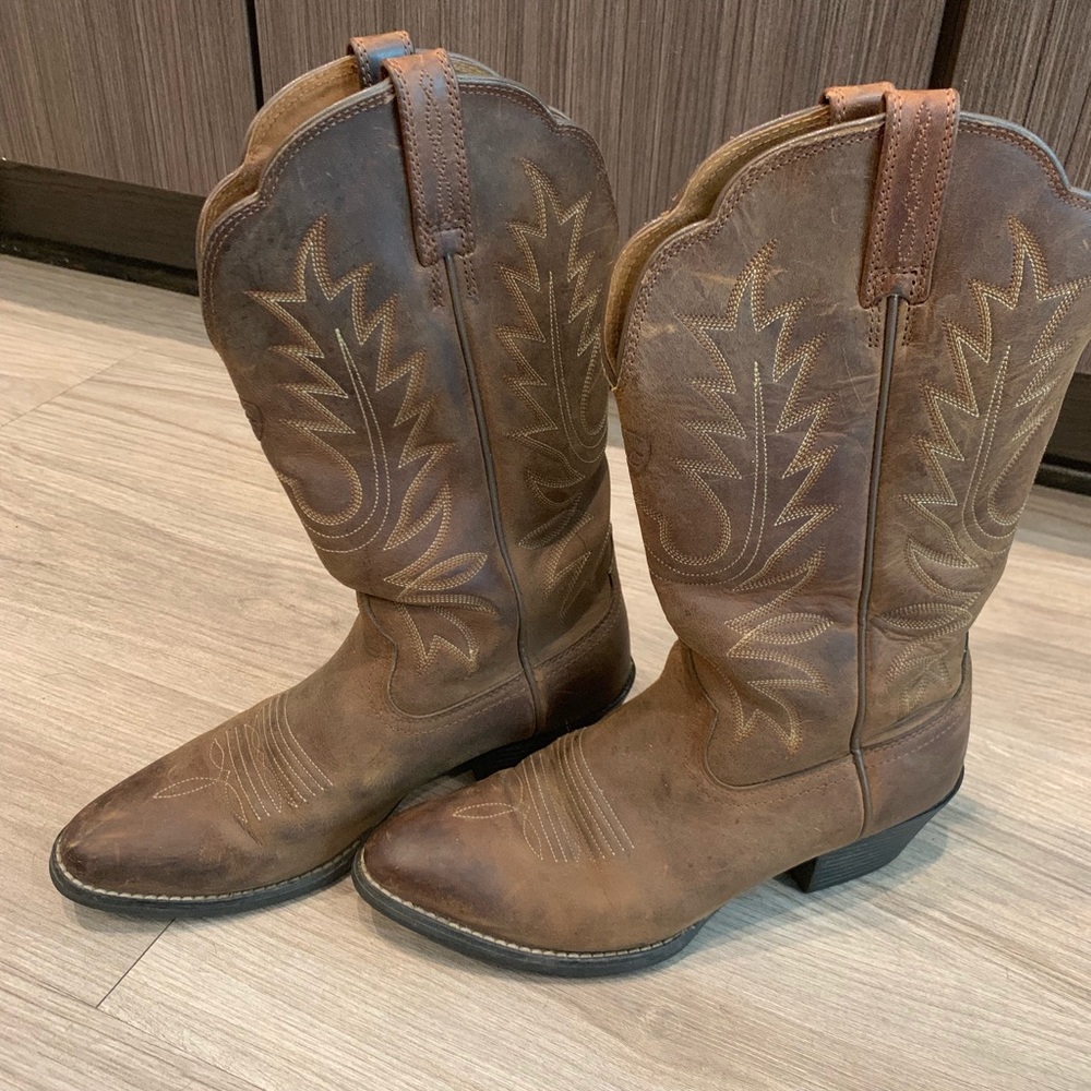 Ariat cowboy boots